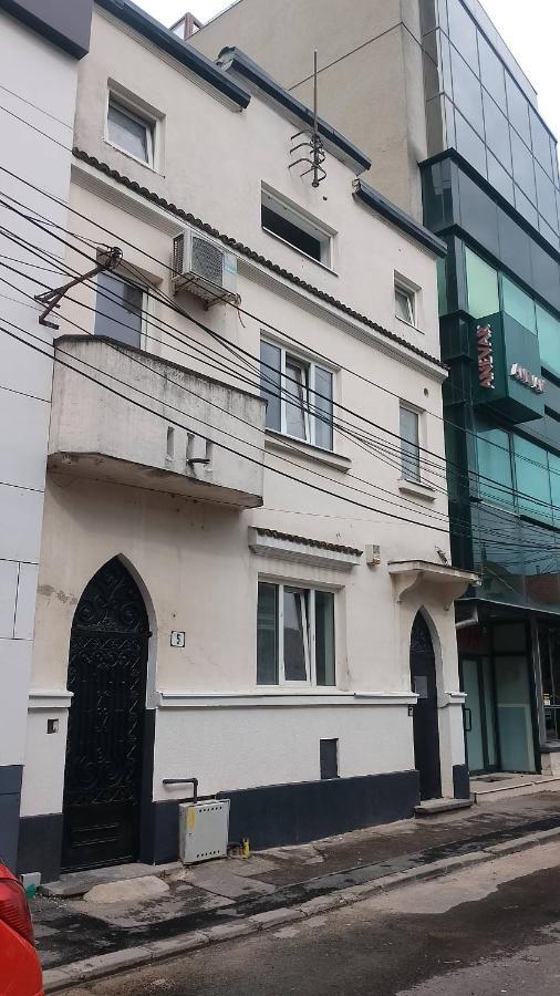 Center Walk Studios Bucureşti Ngoại thất bức ảnh