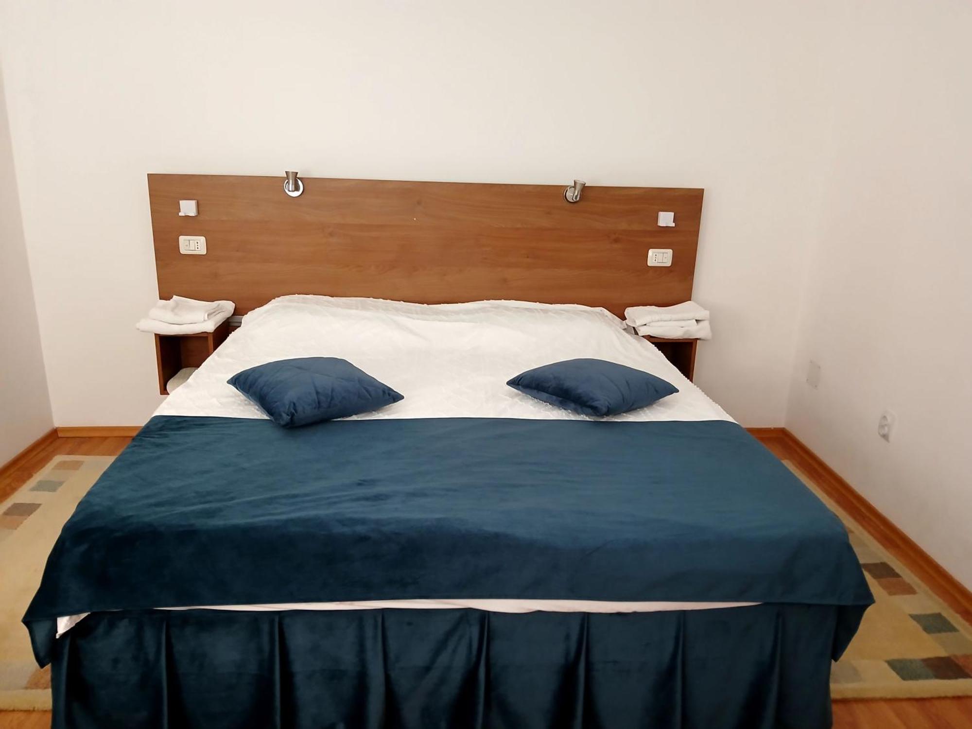 Center Walk Studios Bucureşti Ngoại thất bức ảnh